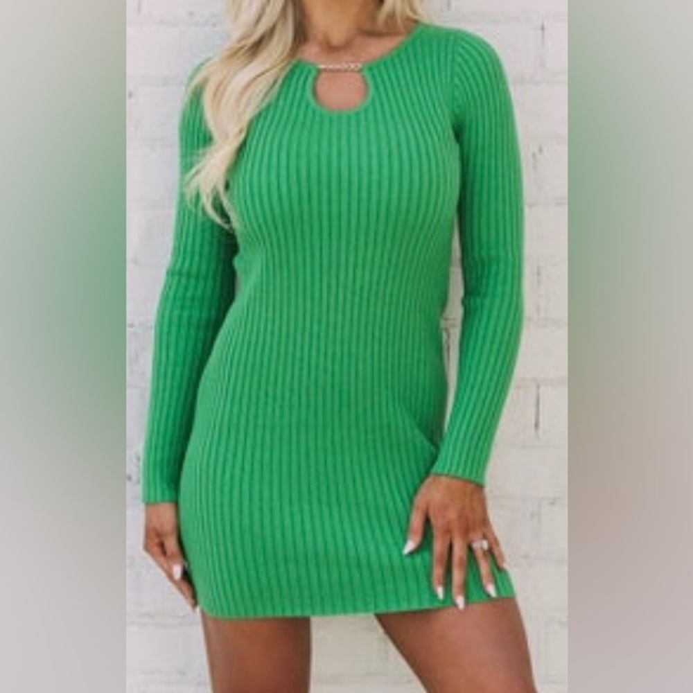 Sweater dress with gold chain